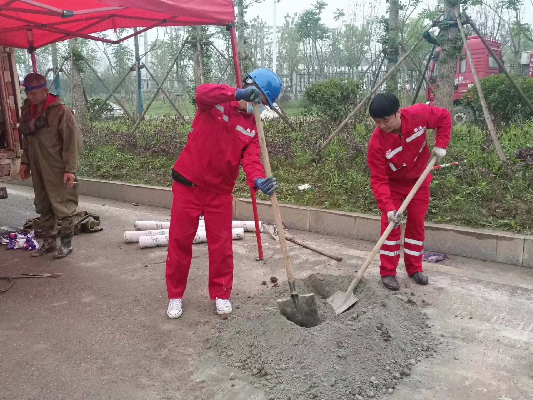新绛管道疏通哪家好】及时进行市政管道清淤